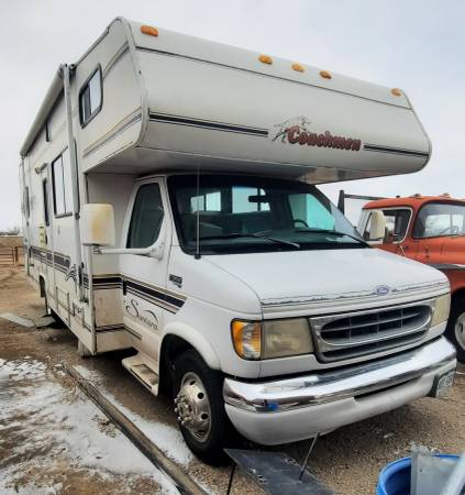 Photo 28 ft rv with 7.3 diesel $25,000