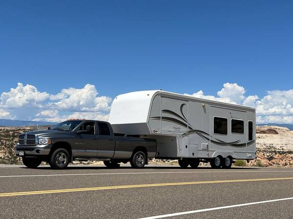 Photo 30 foot 5th Wheel Trailer complete with Dodge Ram 3500 Cummins diesel $45,000