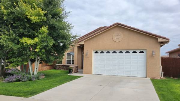3 Bed2Bath move-in ready Regency Crest rancher $438,500