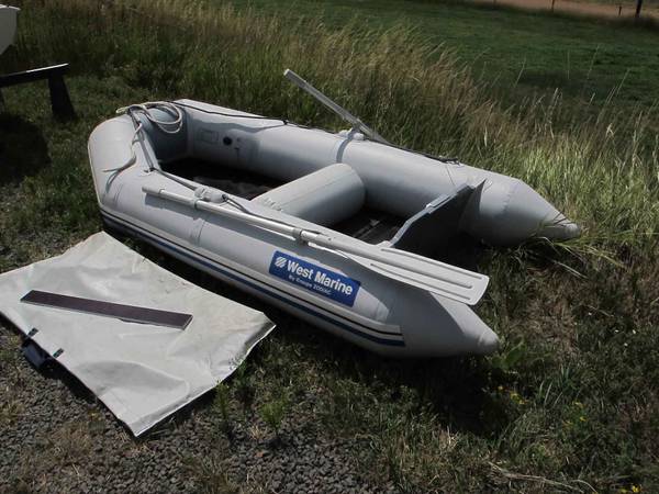 8 inflatable dinghy $550