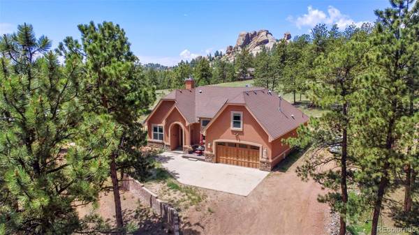 Photo A home you can settle in at - Home in Florissant. 3 Beds, 3 Baths $799,000