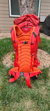 Backpack osprey variant 37 $100