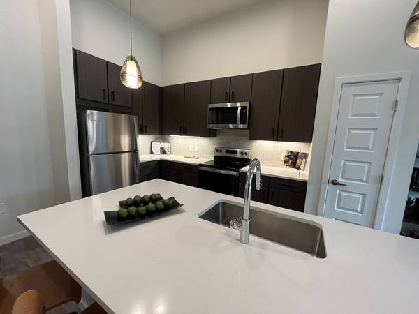 Charming River North 1 Bed 1 Bath Luxurious RiNo River North LoDo $2,015