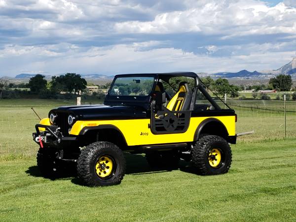 Photo Custom Jeep CJ7 $31,000