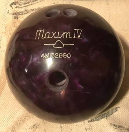 Photo Ebonite Pro-Line Maxim IV Bowling Ball with Carrying Case $50