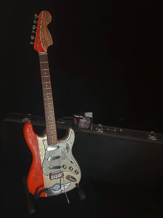 Photo Fender Stratocaster 100th Anniversary Harley Davidson Screamin Eagle $1,450