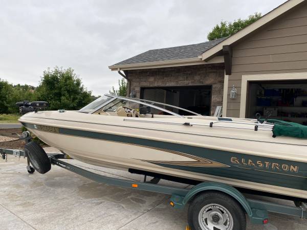Glastron Fishski Boat $5,999