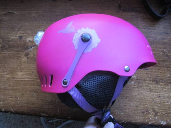 Photo K2 Entity Ski Helmet  Snowboard Helmet - Small (51cm - 55cm) $25