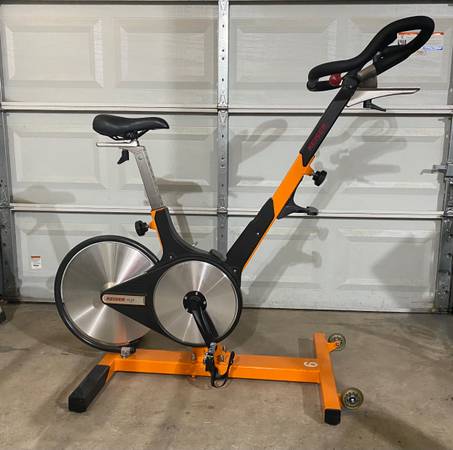Photo Keiser M3i Commercial Stationary Exercise Spin Bike Left pedal with slight wob $400