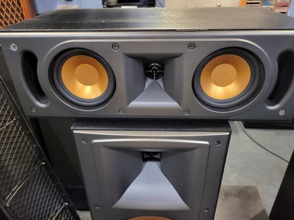 Photo Klipsch RC-10 Center Channel Speakers $75