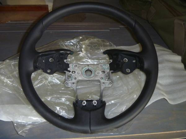 Photo NEW 2013 Acura RDX OE Leather steering wheel and Leather shift knob $100
