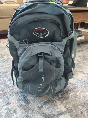 Photo Osprey Manta AG 36 backpack $65