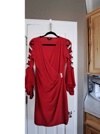 Photo Party cocktail dress - size small $25
