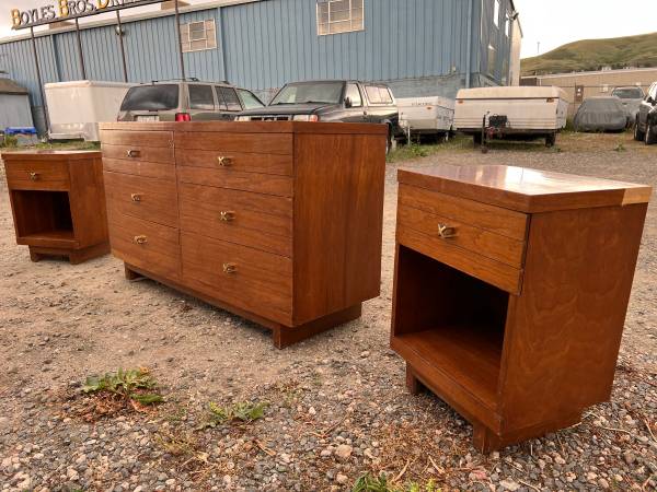 Photo Paul Frankl Art Deco 6 Drawer Dresser with 2 Nightstands X Pulls $500