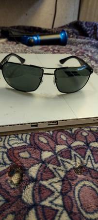 Photo Ray-Ban Sunglasses New Never worn $1