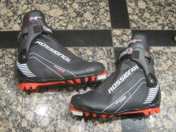 Photo Rossignol Nordic Skate Boots (NNN  Euro 41) $30