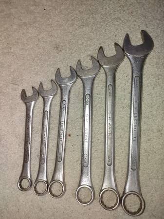 Photo SK Tools wrench set and pliers $120