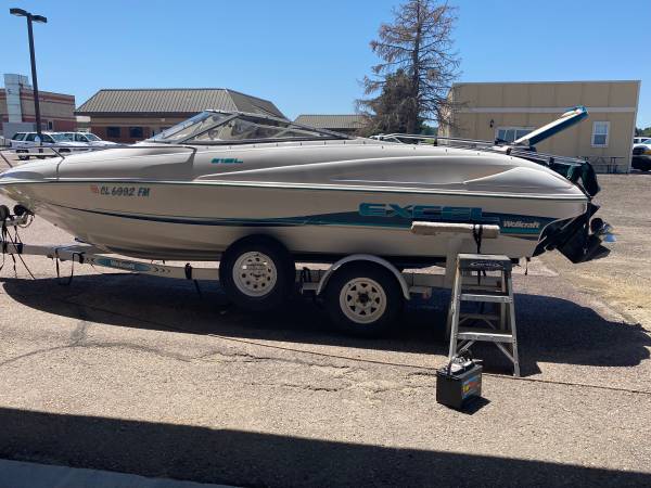 Photo Ski and fishing boat $5,000