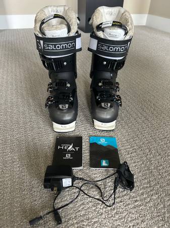 Photo Solomon Custom Heat QST Womens Ski Boots $275