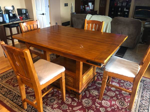 Photo Table and 4 chairs SOLID wood HEAVY duty NOT cheap quality $120