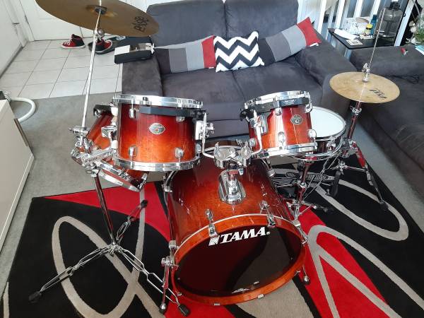 Photo Tama Starclassic Drum Set $999
