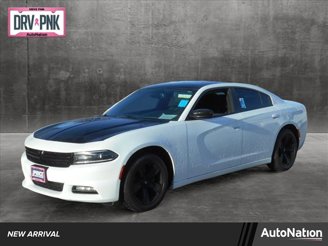 Photo Used 2016 Dodge Charger SXT for sale