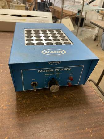Photo Used Hach Bacterial Incubator 15320-00 $100