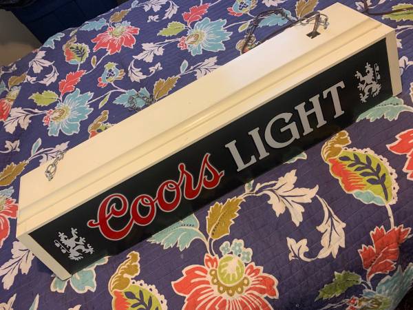 Photo Vintage 1984 Coors Light Beer Pool Billiards Lighted Sign 37-12 x 11-12 $100