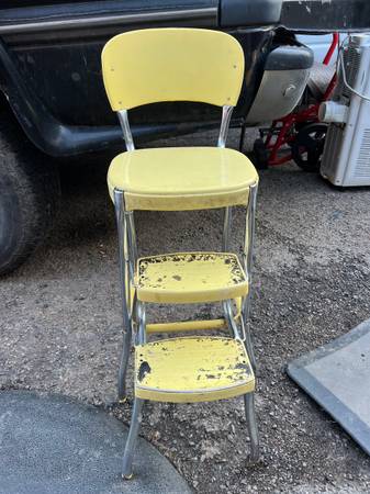 Photo Vintage Mid Century Yellow Cosco Kitchen Step Stool Chair with Pullout $30