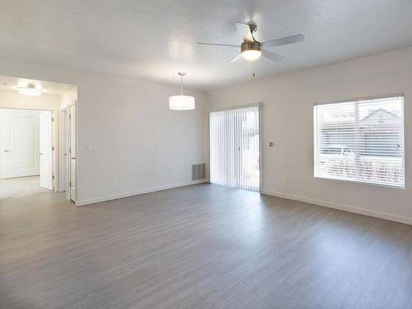 Photo Wood Floor 1, 2  3 Bedroom Homes and add Garage Pets Allowed $1,050