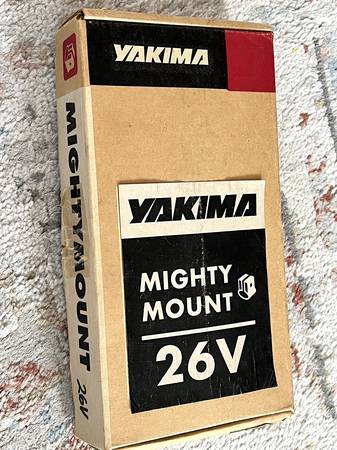 Photo Yakima 26V Mighty Mounts - Set of 4 - For Some Older Blazer GMC  More $30