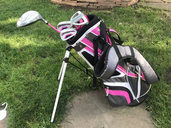Photo Youth Golf bag and Clubs $60