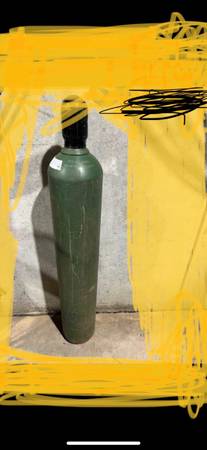 Photo acetylene oxygen tank (Full) $200