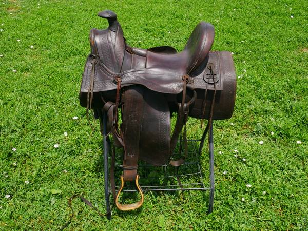 Photo saddle 4 Unmarked half seat, high back saddle 1890s western saddle $600