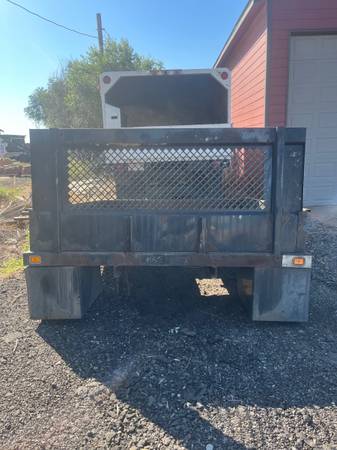 Photo truck flat bed with 5th wheel $2,000