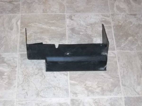 Photo 1986 Ford Bronco II Engine Compartment Relay Cover Plastic Shield $39