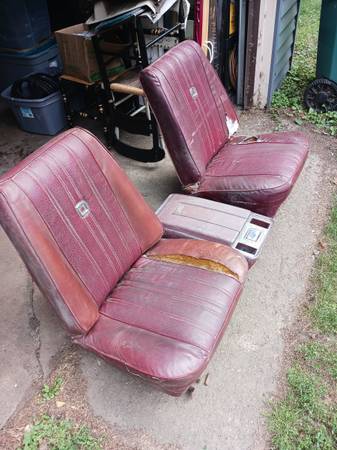 Photo 67-72 Chevy Truck 73 74 Factory Bucket Seats  Console $1,500