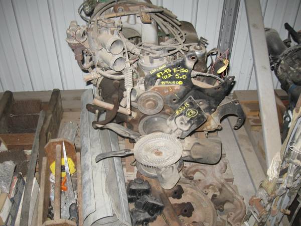 Photo Ford Truck 302 Motor (1987-1993) $400
