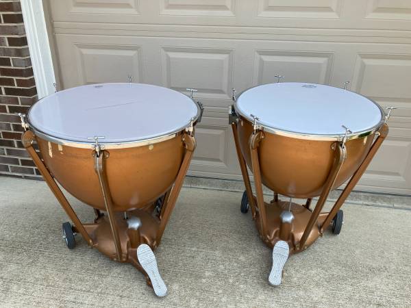 Photo Vintage Ludwig Symphony Model Timpani Drums - 26  29 $400