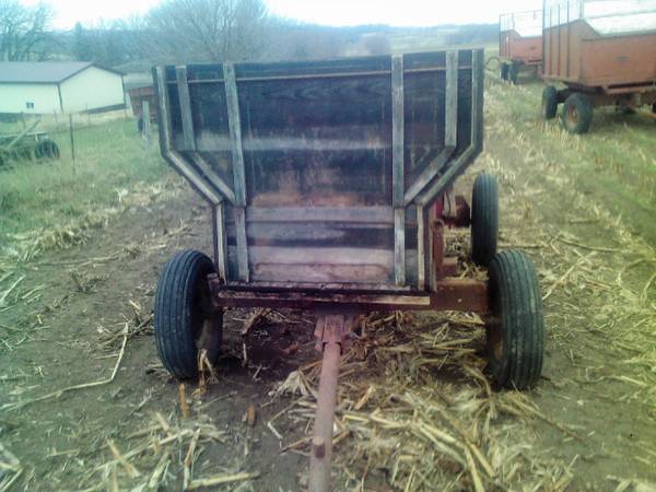 Photo wagon with 5 ton gear $360