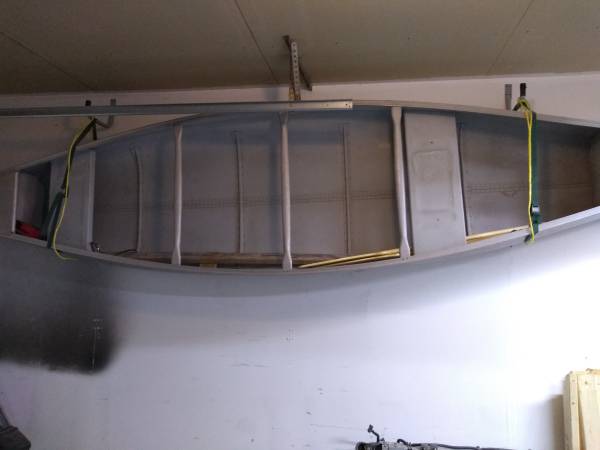 15 ft Michi-Craft canoe $575
