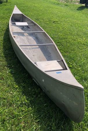 17 Ft Sea Nymph Aluminum Canoe $185