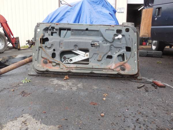 Photo 1968 Oldsmobile Toronado doors $450