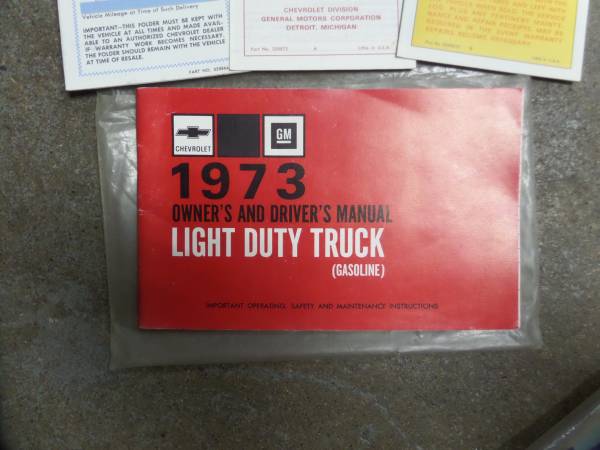 Photo 1973 Chevrolet GMC light duty truck owners manual $20