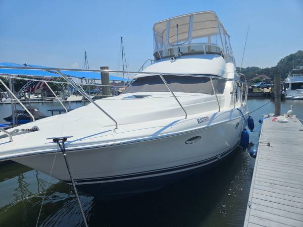 Photo 1998 Silverton 351c $72,500
