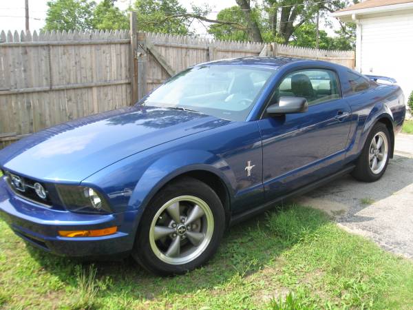Photo 2006 Mustang $5,600