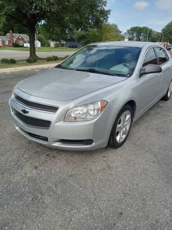 Photo 2012 malibu lt $6,400