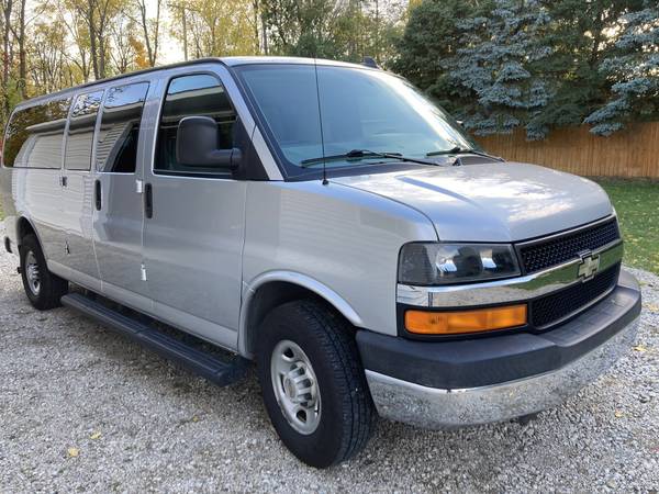 Photo 2019 CHEVY EXPRESS 3500 EXTENDED VAN - $29,900 (TROY)