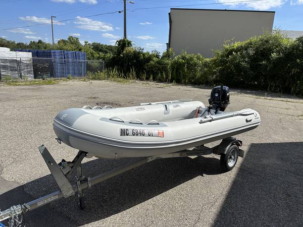 2022 Zodiac Cadet 360 Aluminum RIB Inflatable Boat Dinghy Tender $8,000