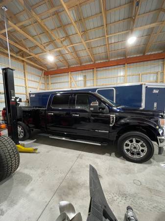 Photo 21 Ford F350 4x4 - $73,000 (Eckerman)